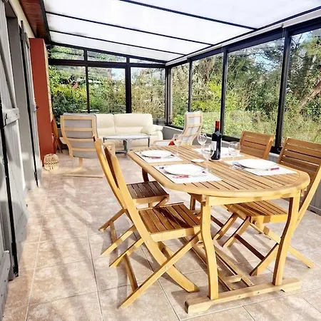 Les Capucines فيلة بورتبايل