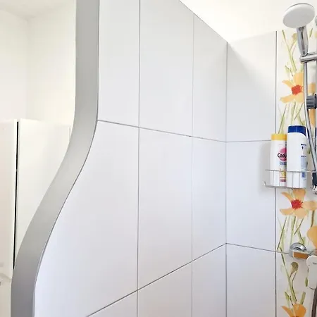 Les Capucines * ポールバイユ